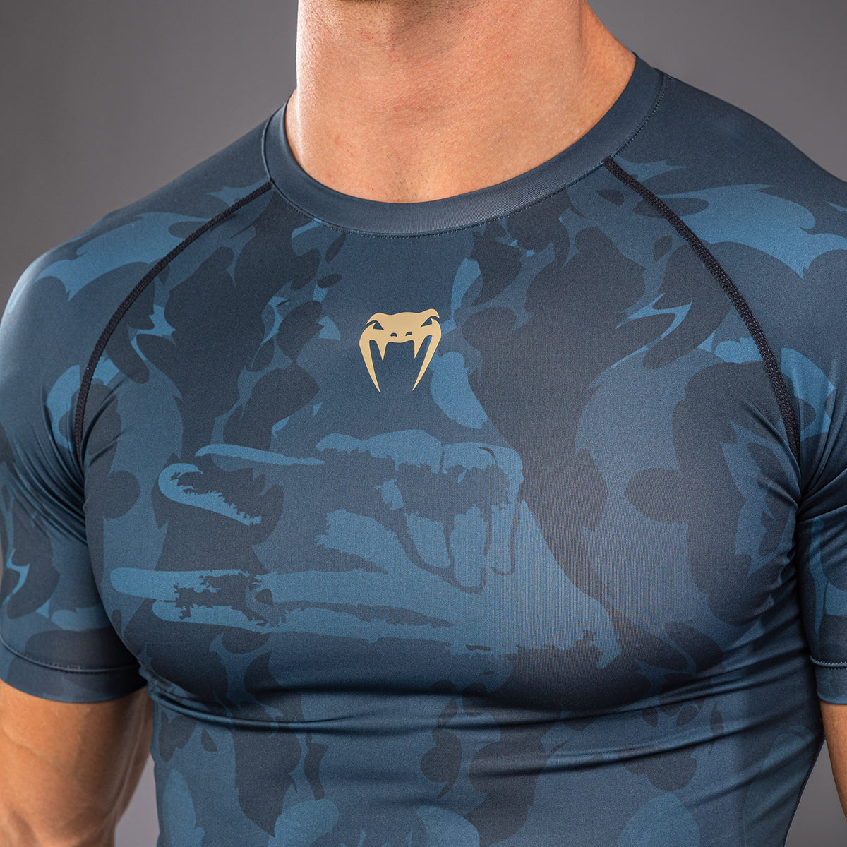 Jujutsu Kaisen x Venum Fushiguro Short Sleeve Rashguard - Ocean Blue
