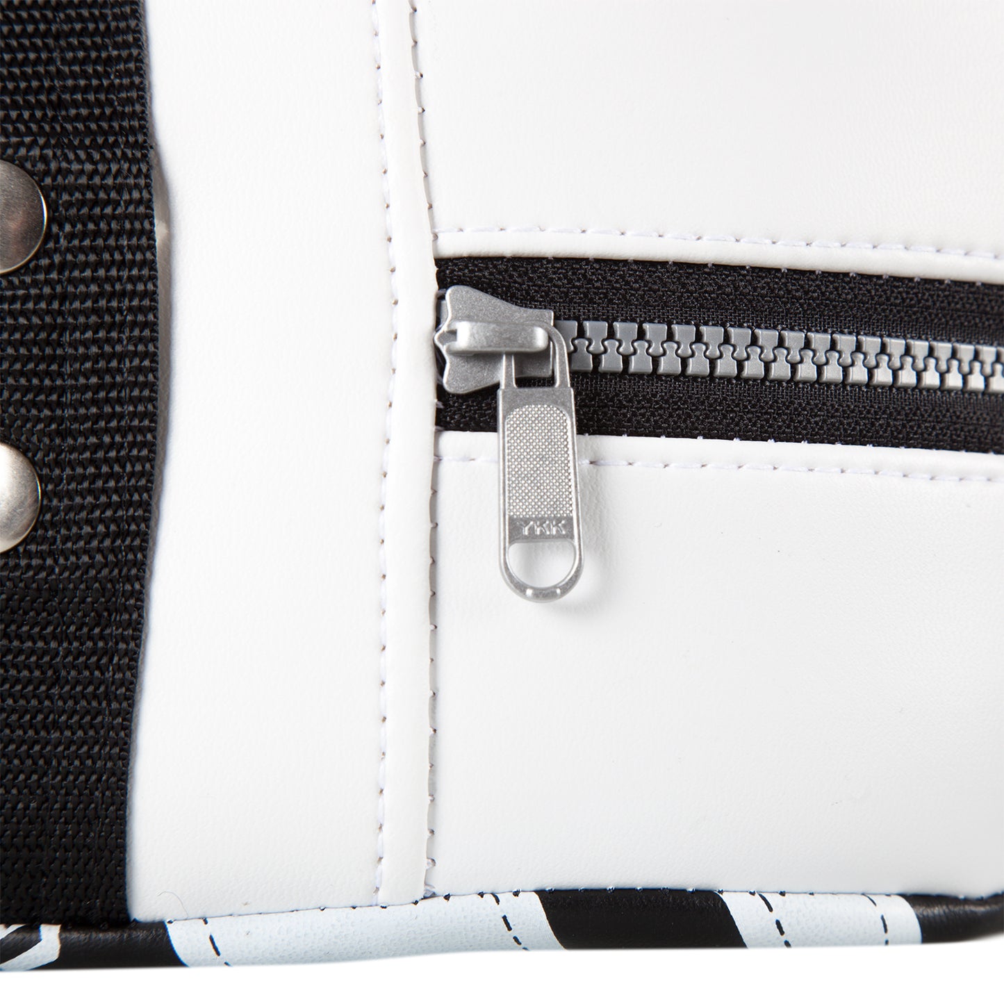 Venum Absolute Square Kick Shield - Skintex Leather - Black/Ice
