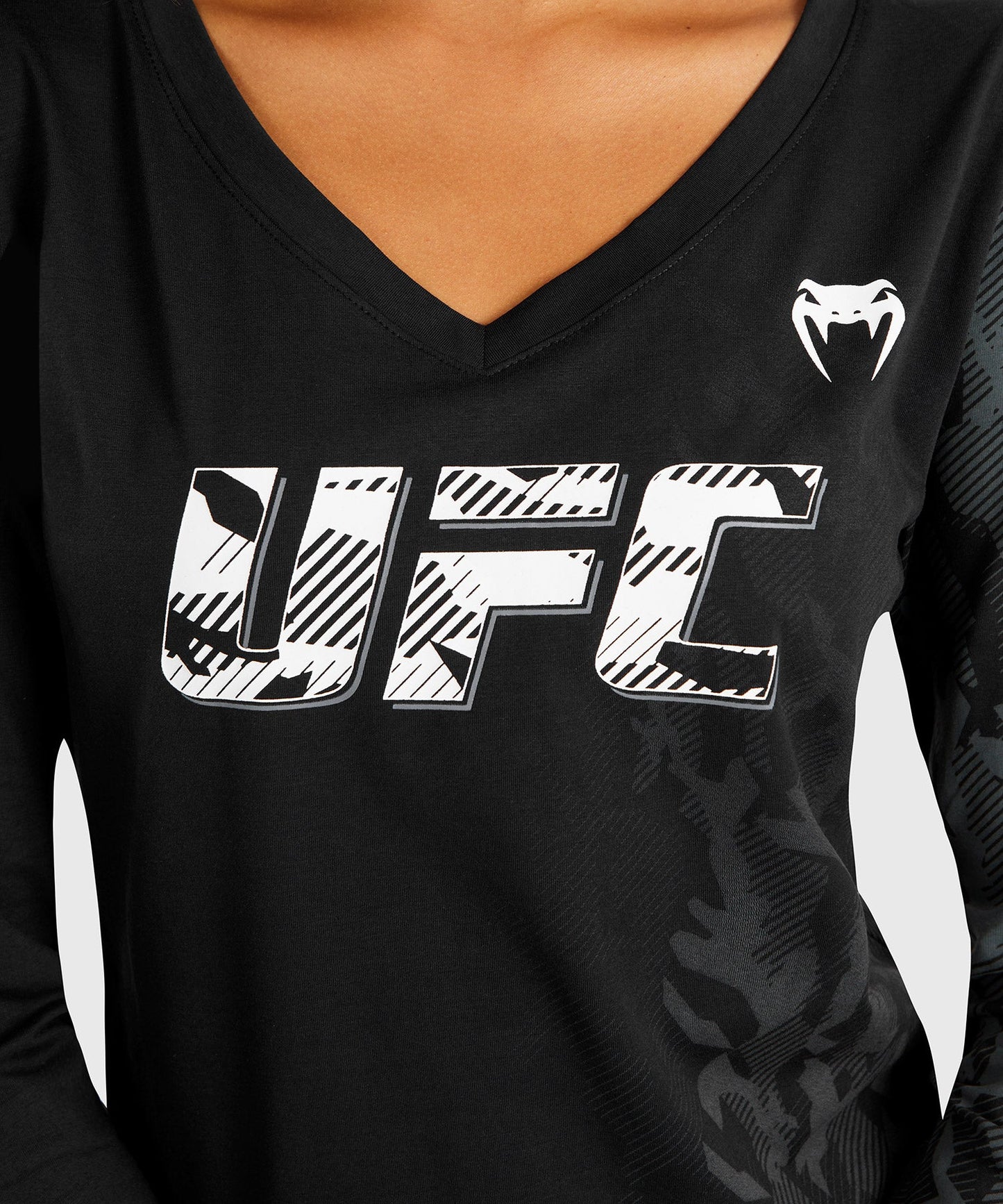 UFC Venum Authentic Fight Week Women's Long Sleeve T-shirt - Black