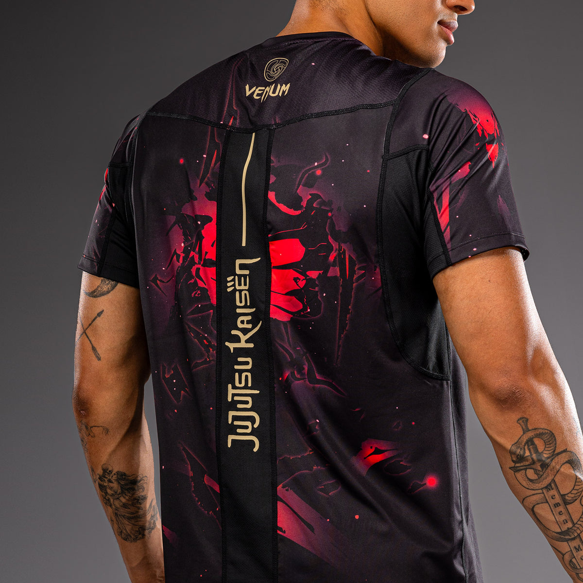 Jujutsu Kaisen x Venum Itadori Dry-Tech T-Shirt - Black/Red
