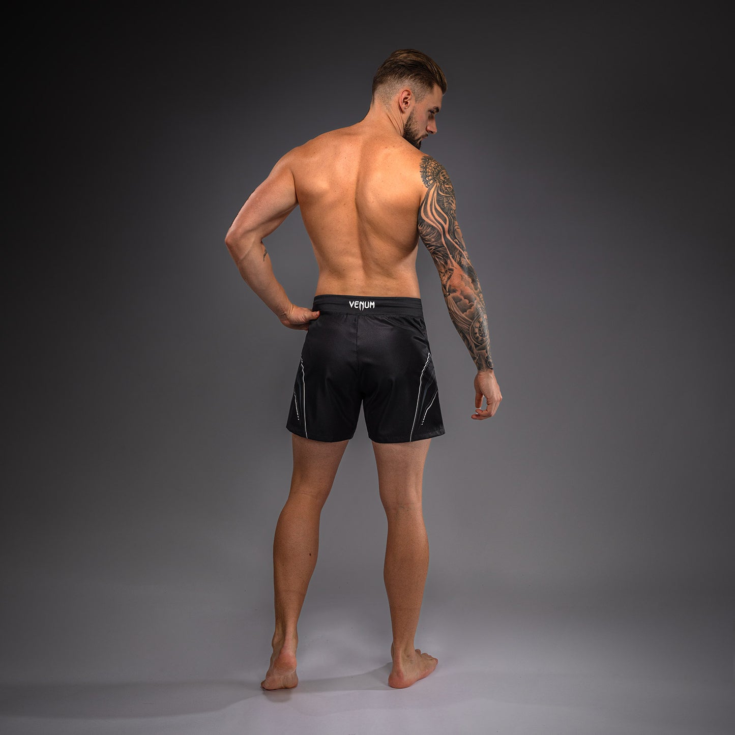 Venum Streamline Fightshorts - Black/White