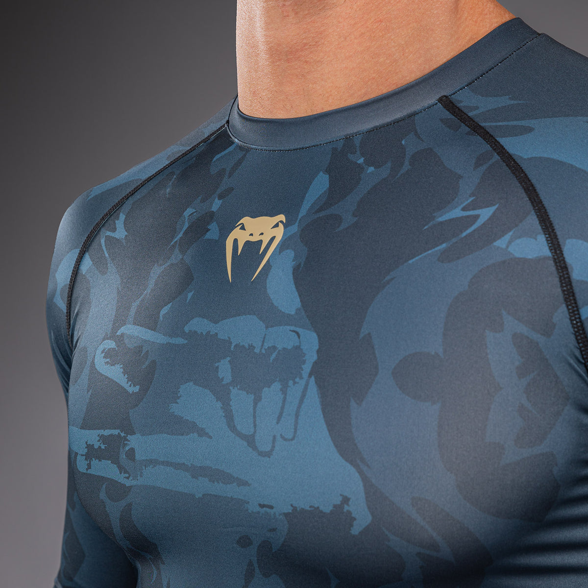 Jujutsu Kaisen x Venum Fushiguro Long Sleeve Rashguard - Ocean Blue