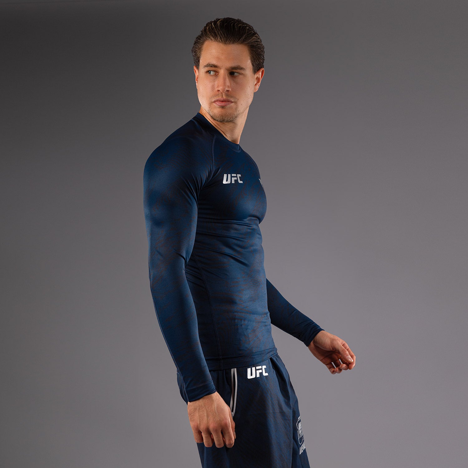 UFC Fusion by Venum Fight Week Men’s Performance Long Sleeve Rashguard - Oceanic Blue