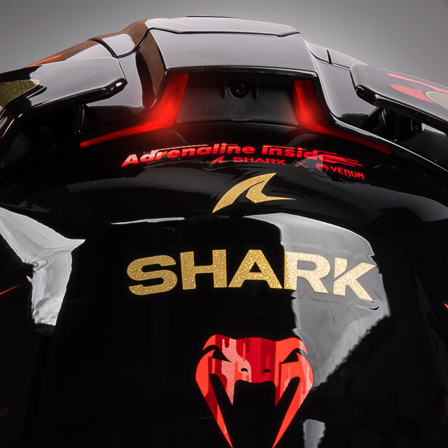 Venum x Shark SKWAL i3 JET Motorcycle Helmet - Red/Gold