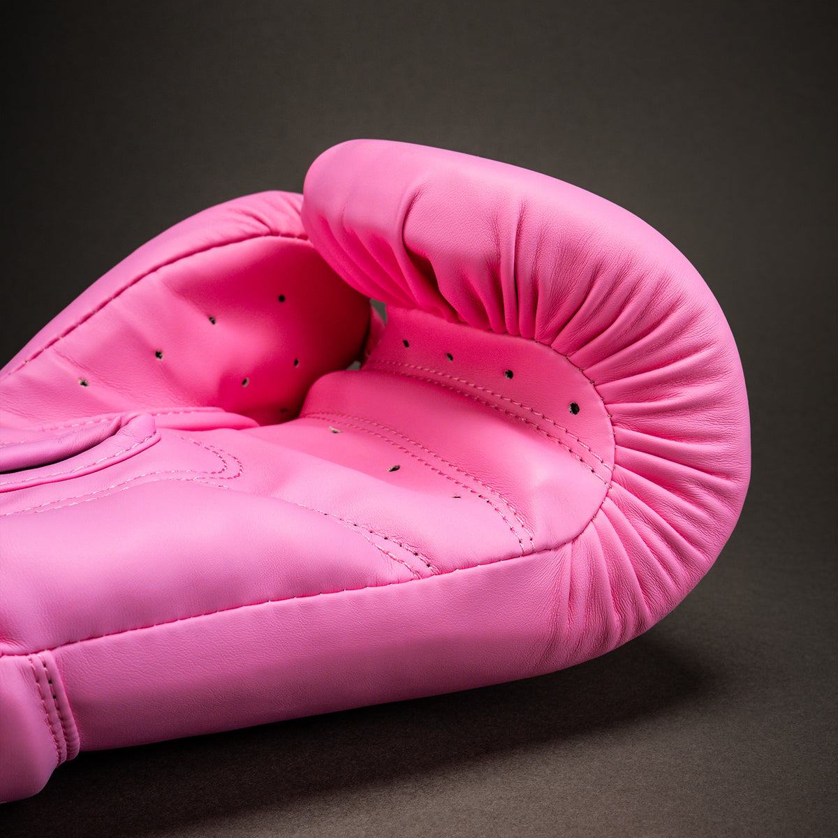 Venum Contender 1.5 Boxing Gloves - Pink