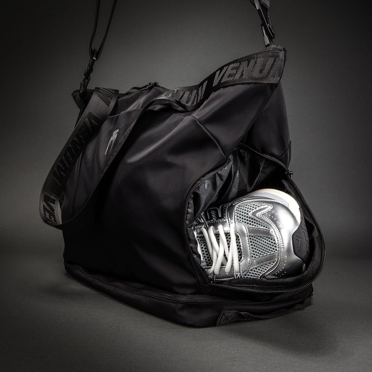 Venum Essential Sports Bags - Black