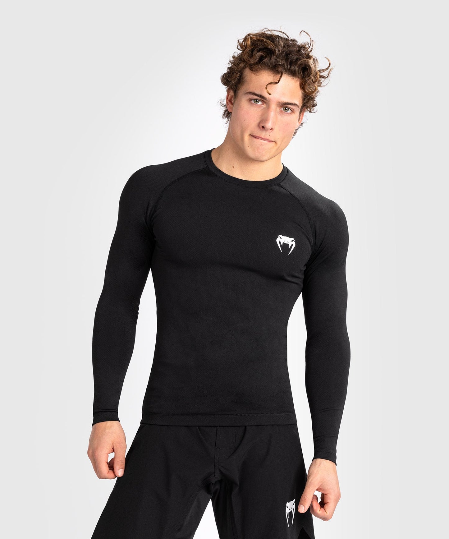 Venum Contender Men’s Long Sleeve Rashguard - Black/White