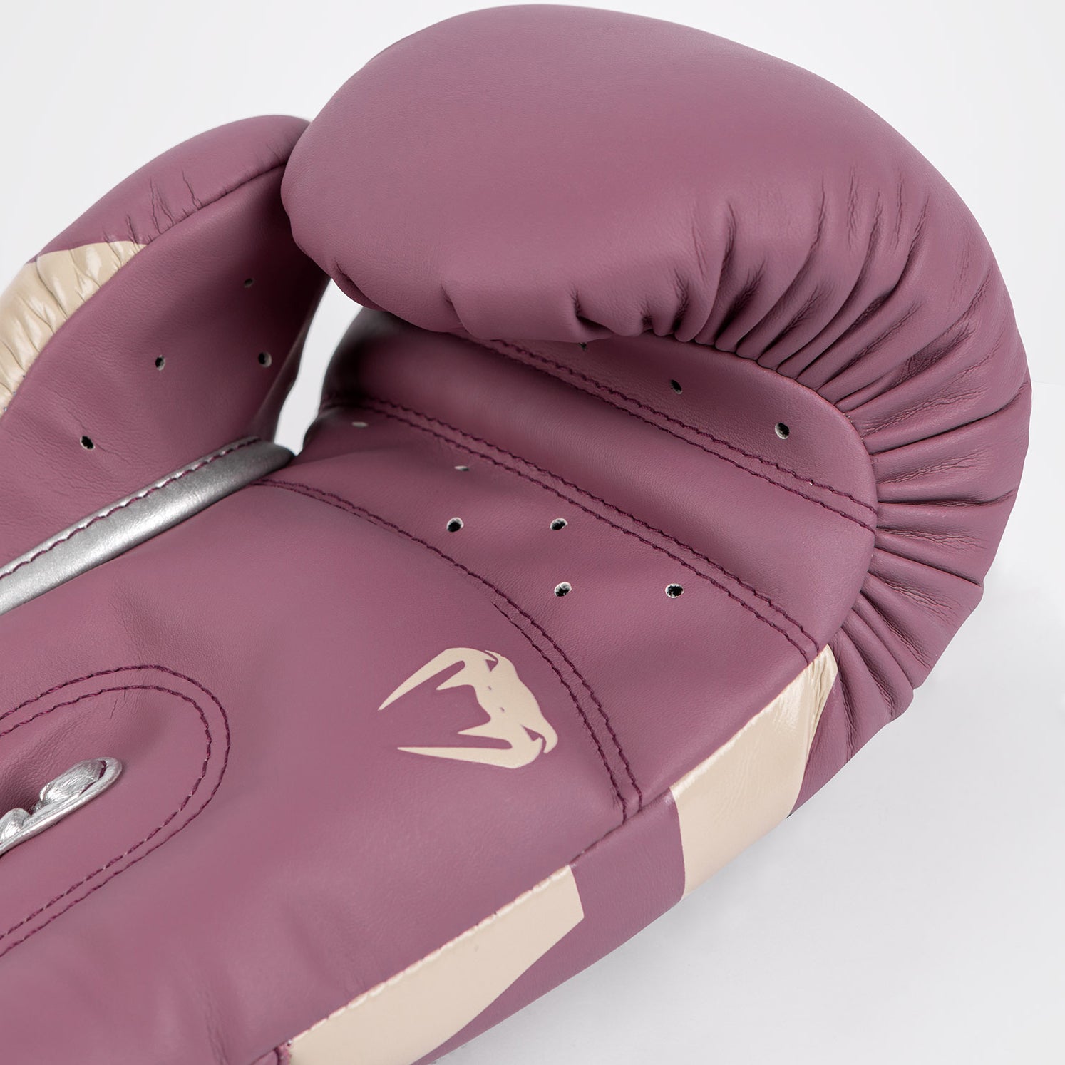 Venum ヘッドギア　ピンク VENUM／ヴェナム ヘッドギア ELITE BOXING HEADGEAR／エリート