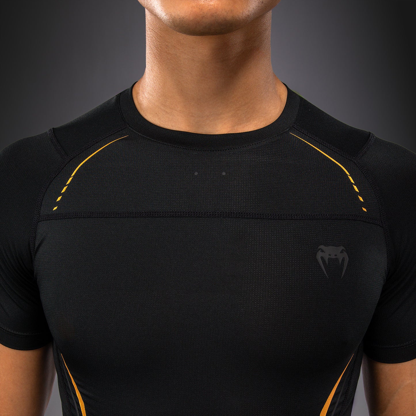 Venum G-Core Short Sleeve Rashguard - Black/Gold