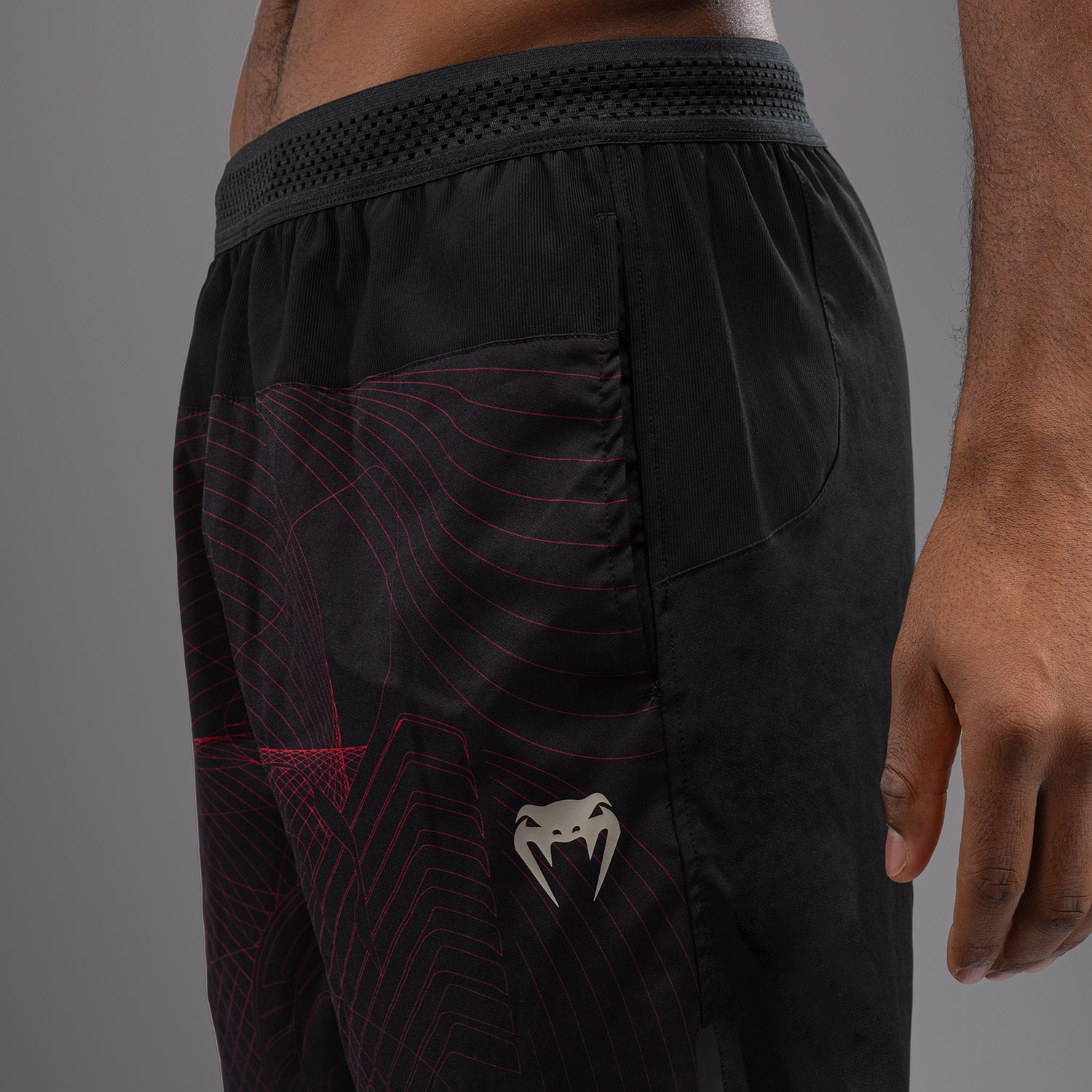 Venum G-Fit Air Men's Training Shorts - Deep Black/Fire Red