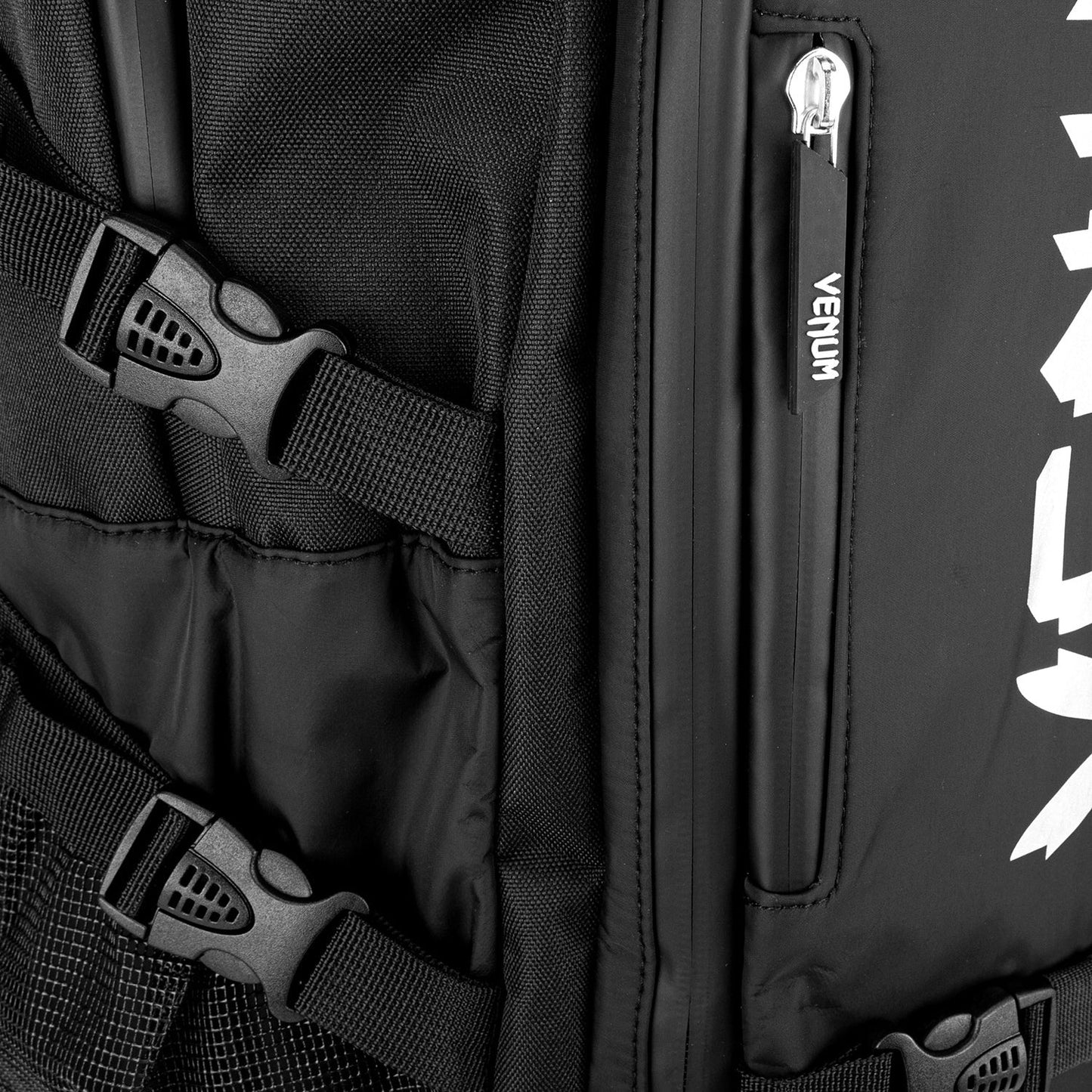 Venum Challenger Xtrem Evo BackPack (50-63L) - Black/White
