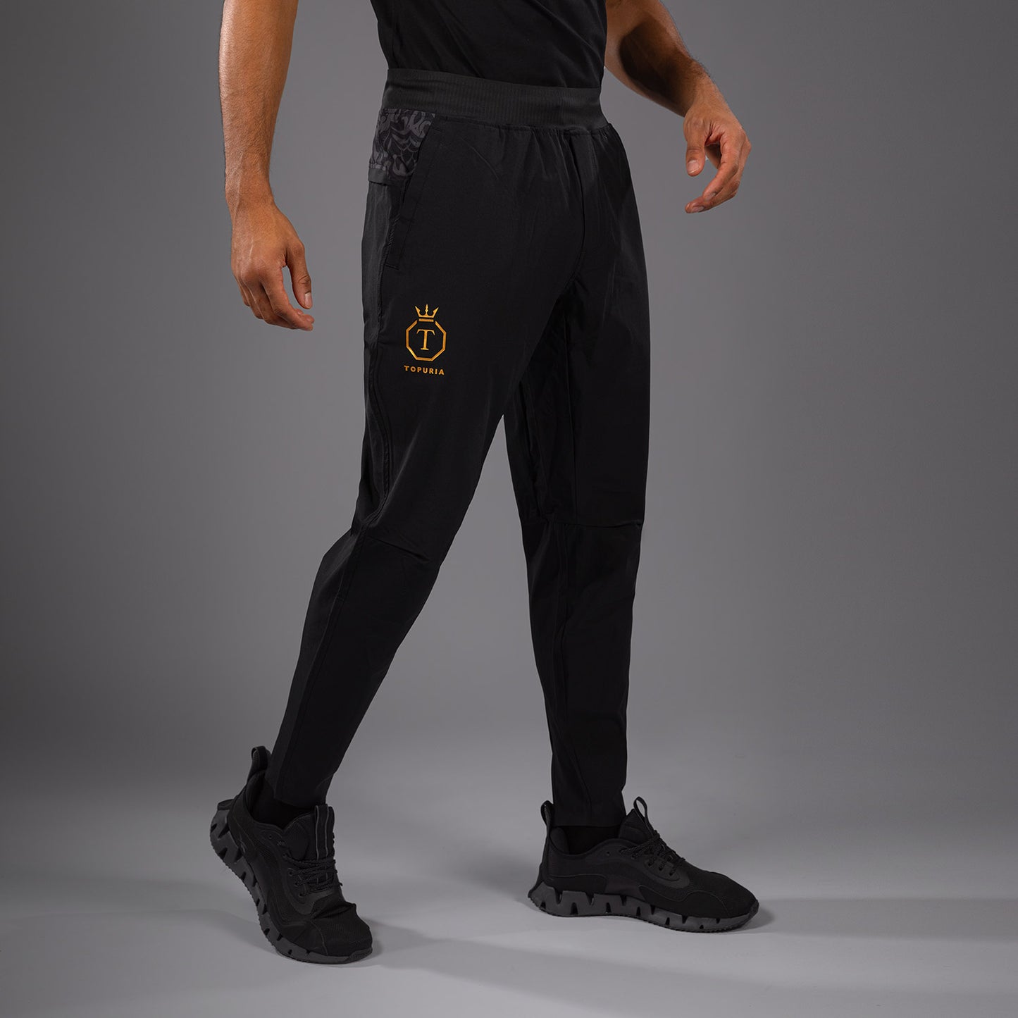 Venum x Topuria Unmatched Edition Joggers - Black/Gold