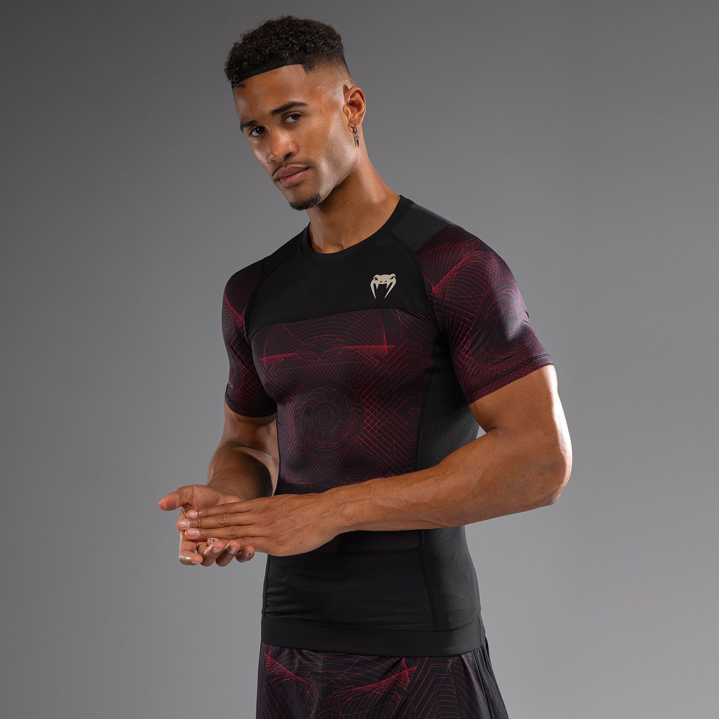 Acquista Maglietta a compressione da uomo Anime Berserk Guts Fitness Sport Corsa aderente da palestra Magliette atletiche Quick Dry Tops Tee Summer in Italia a partire da 7.73 Acquista Maglietta a compressione da uomo Anime Berserk Guts Fitness Sport Corsa aderente da palestra Magliette atletiche Quick Dry Tops Tee Summer in Italia a partire da 7.73
