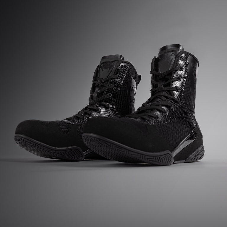 Venum Elite Boxing Shoes Black - Main Image
