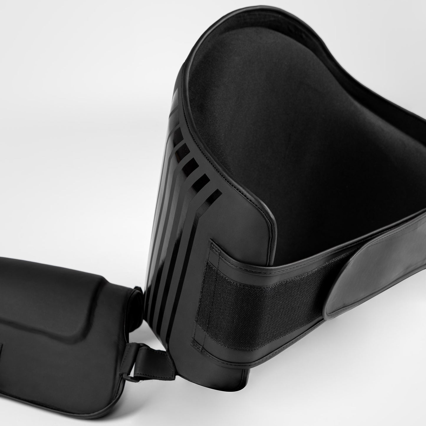 Venum Challenger Belly and legs Protector - Black/White