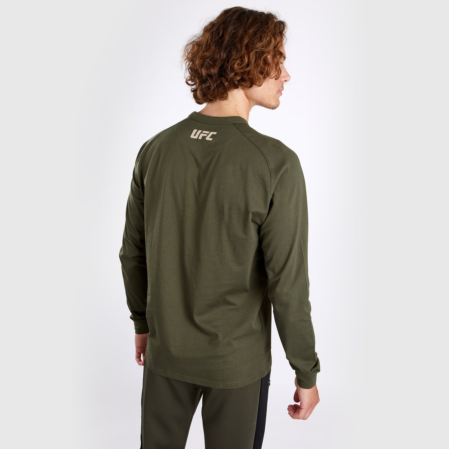 UFC Adrenaline by Venum Fight Week Men’s Long-sleeve T-shirt - Khaki