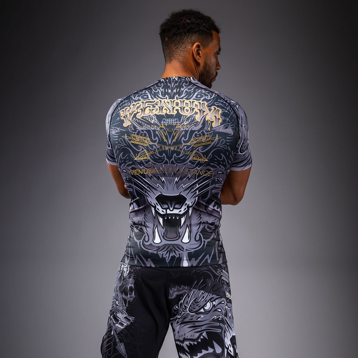 Venum Wolf Atak Short Sleeve Rashguard - Black/Grey