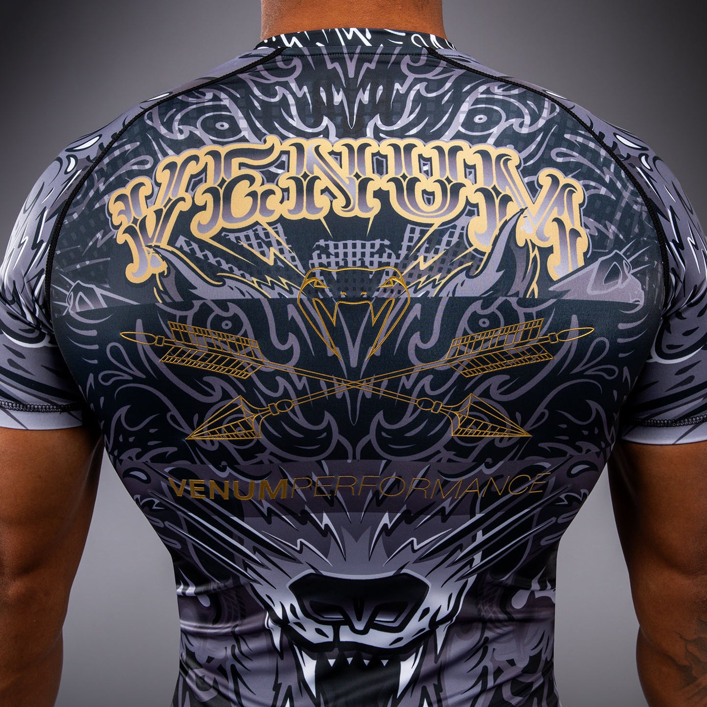 Venum Wolf Atak Short Sleeve Rashguard - Black/Grey