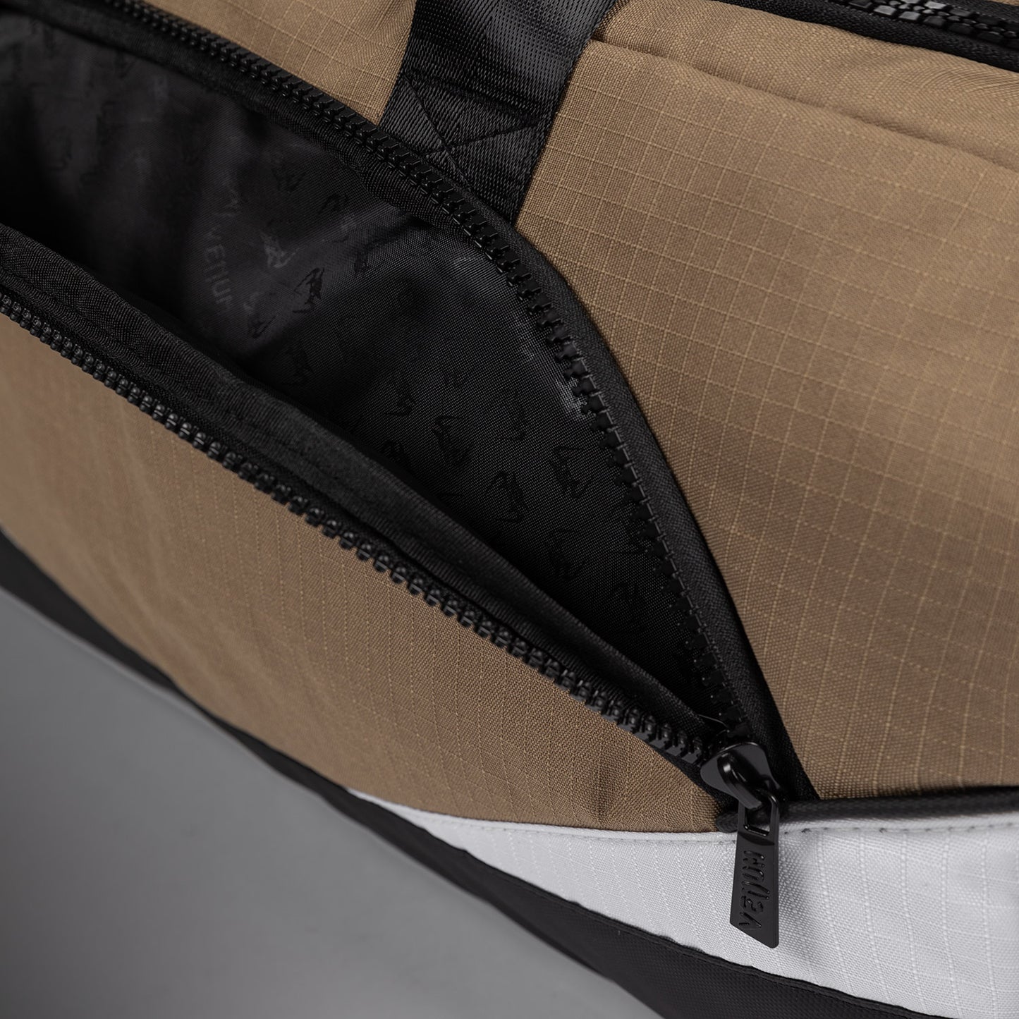 Venum Evo 2 XTrem Ripstop Duffle Sports Bag (55-63L) - Dune