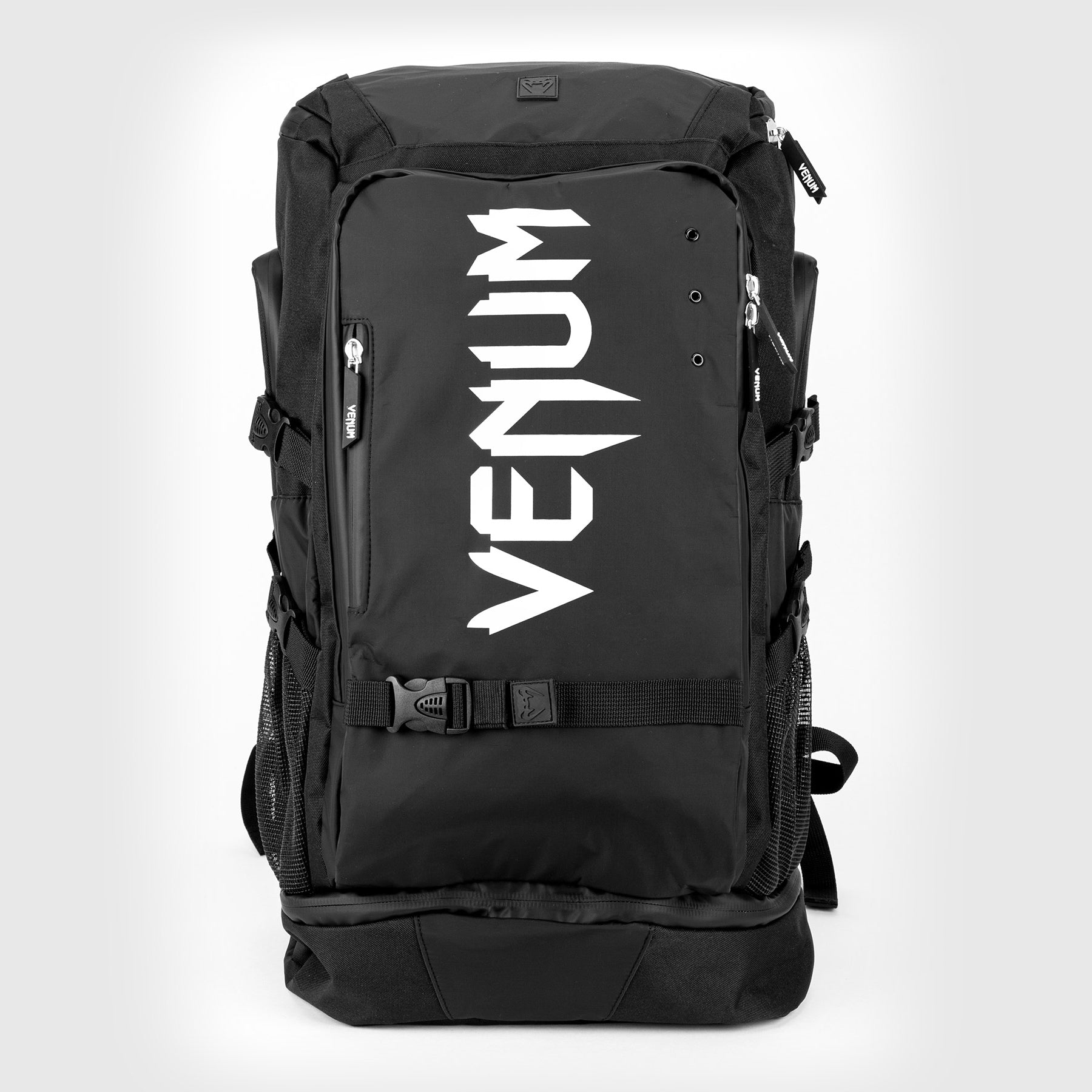 venum  リュック　高騰　難あり venum リュック 高騰 難あり