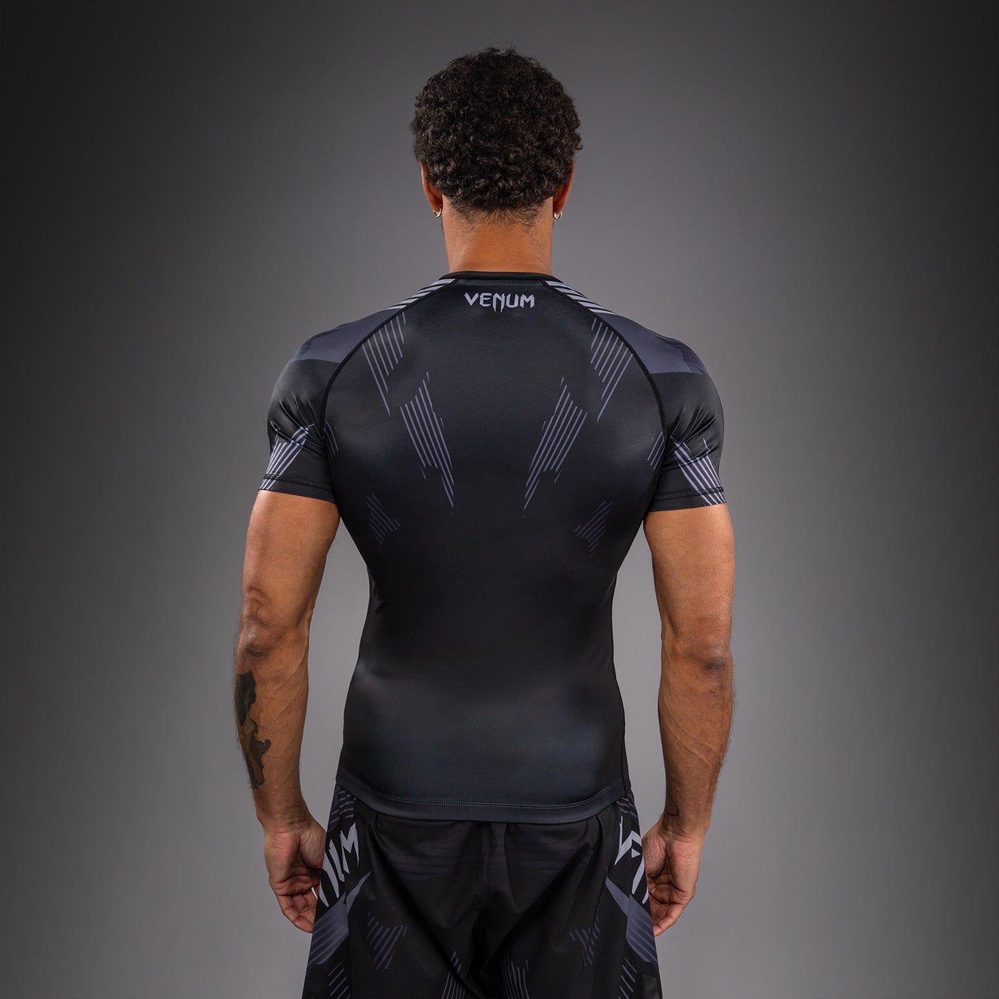Venum No-Gi 6.0 Short Sleeve Rashguard - Black/Grey
