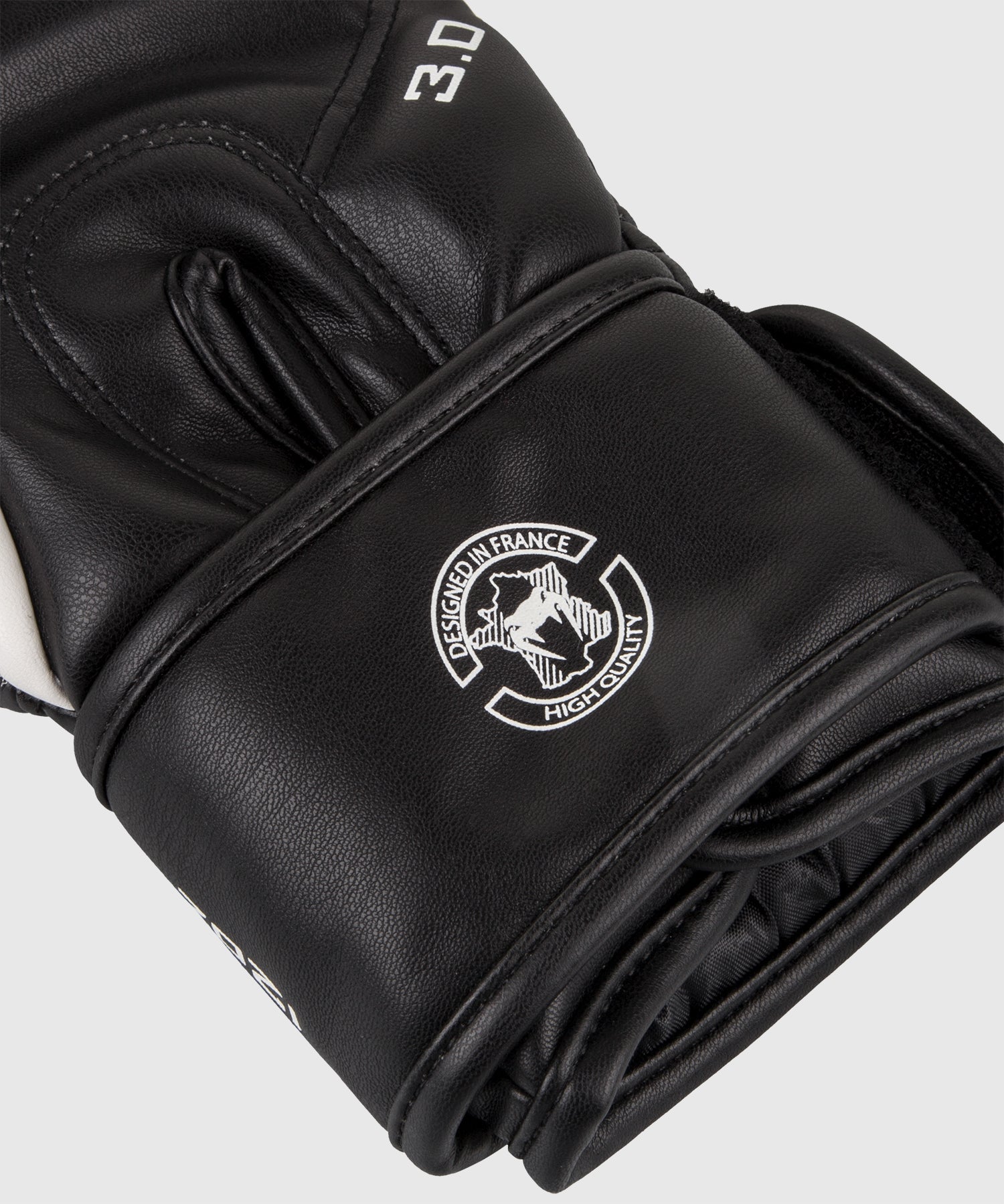 Venum Challenger 3.0 Boxing Gloves - White/Black – Venum Europe