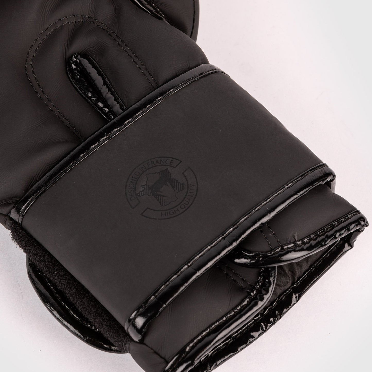 Venum Boxing Gloves Contender 2.0 - Black/Black