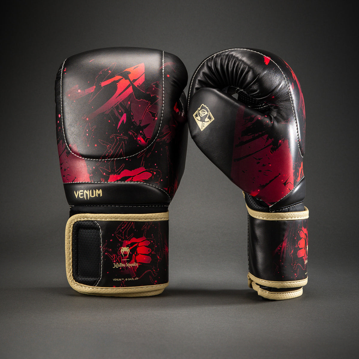 Jujutsu Kaisen x Venum Itadori Boxing Gloves - Black/Red