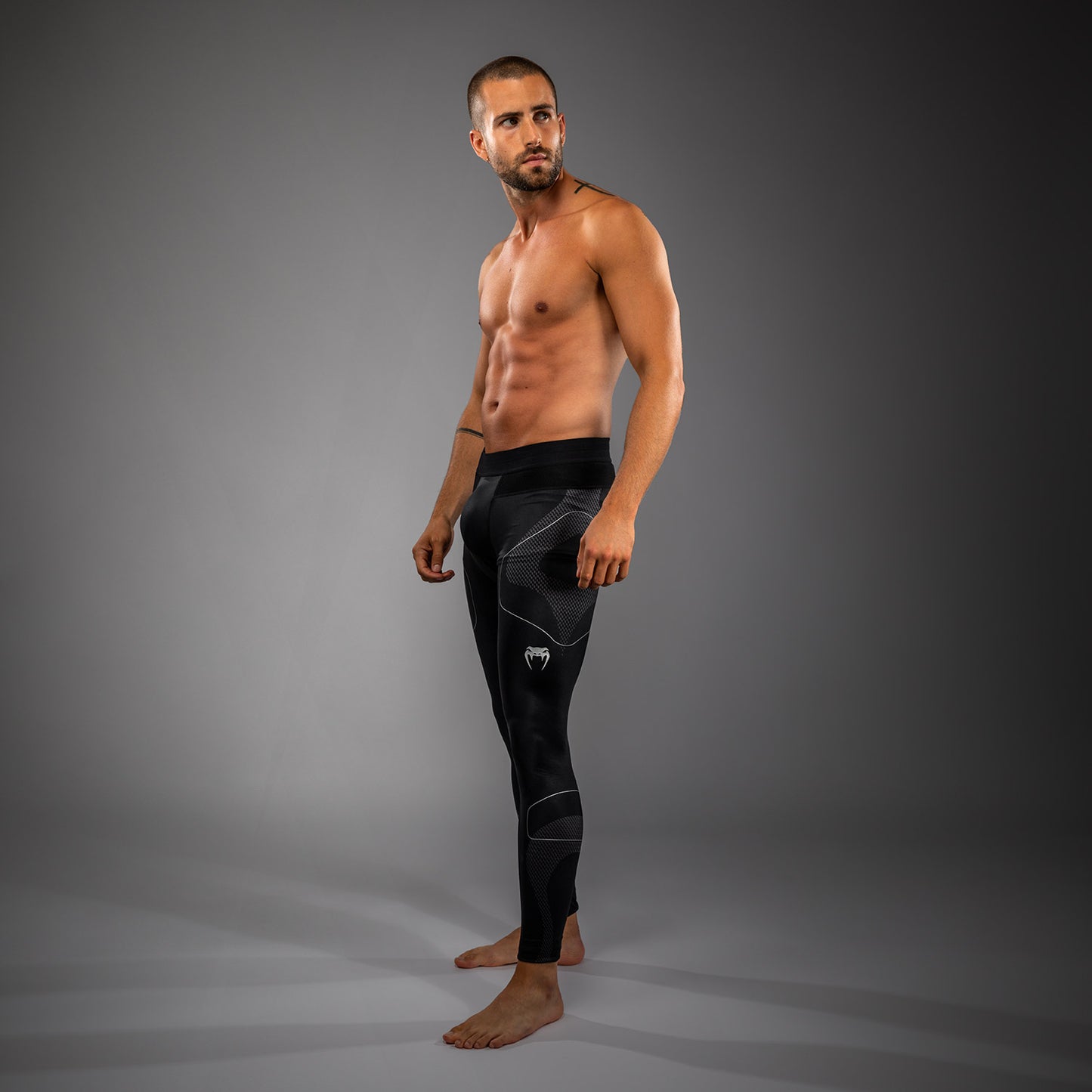 Venum Nexus Spats - Black/Silver