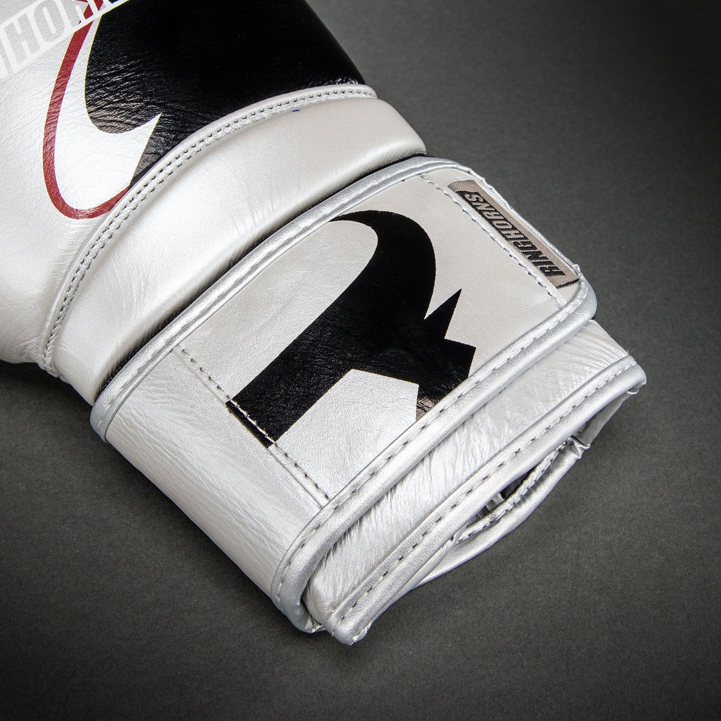 Ringhorns Charger by Venum Boxing Gloves - Silver/Black