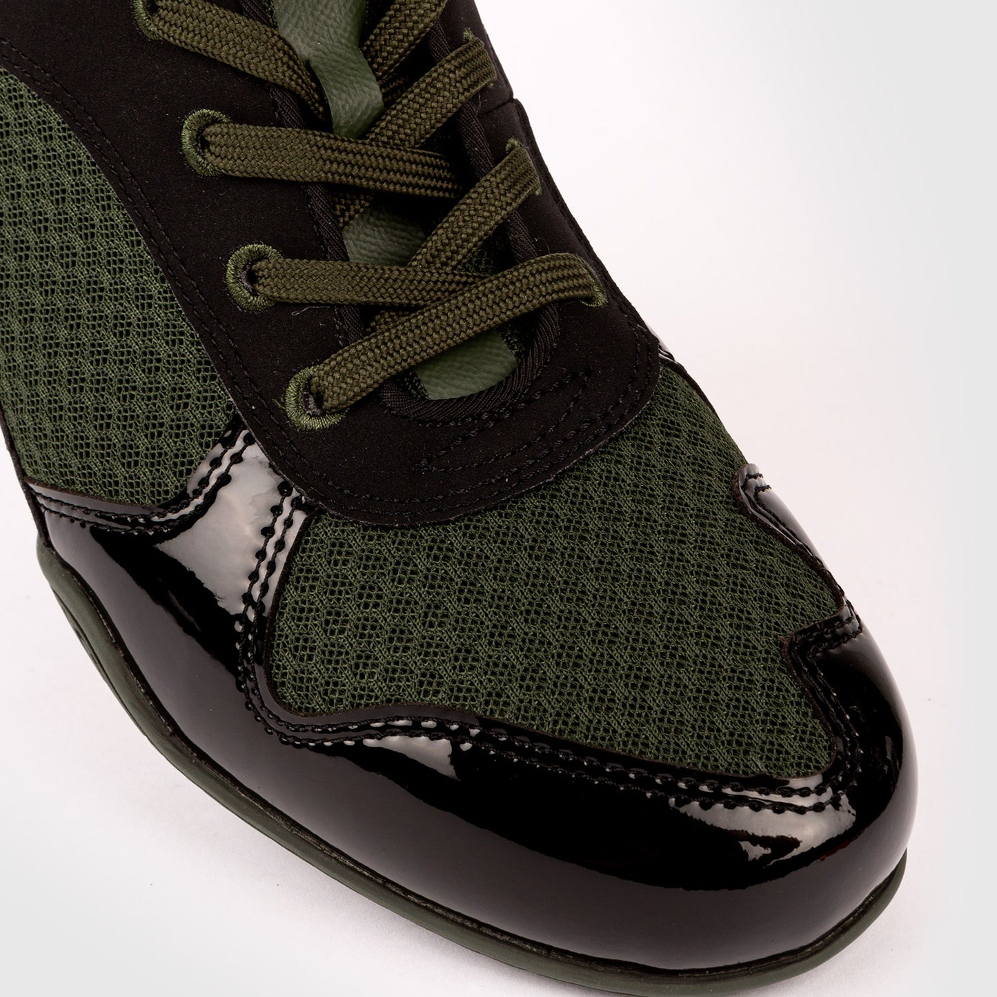 Venum Elite Boxing Shoes – Khaki