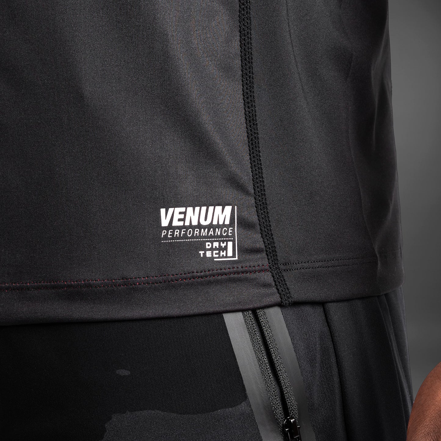 Venum Adrenaline Men's Dry-tech T-shirt - Red