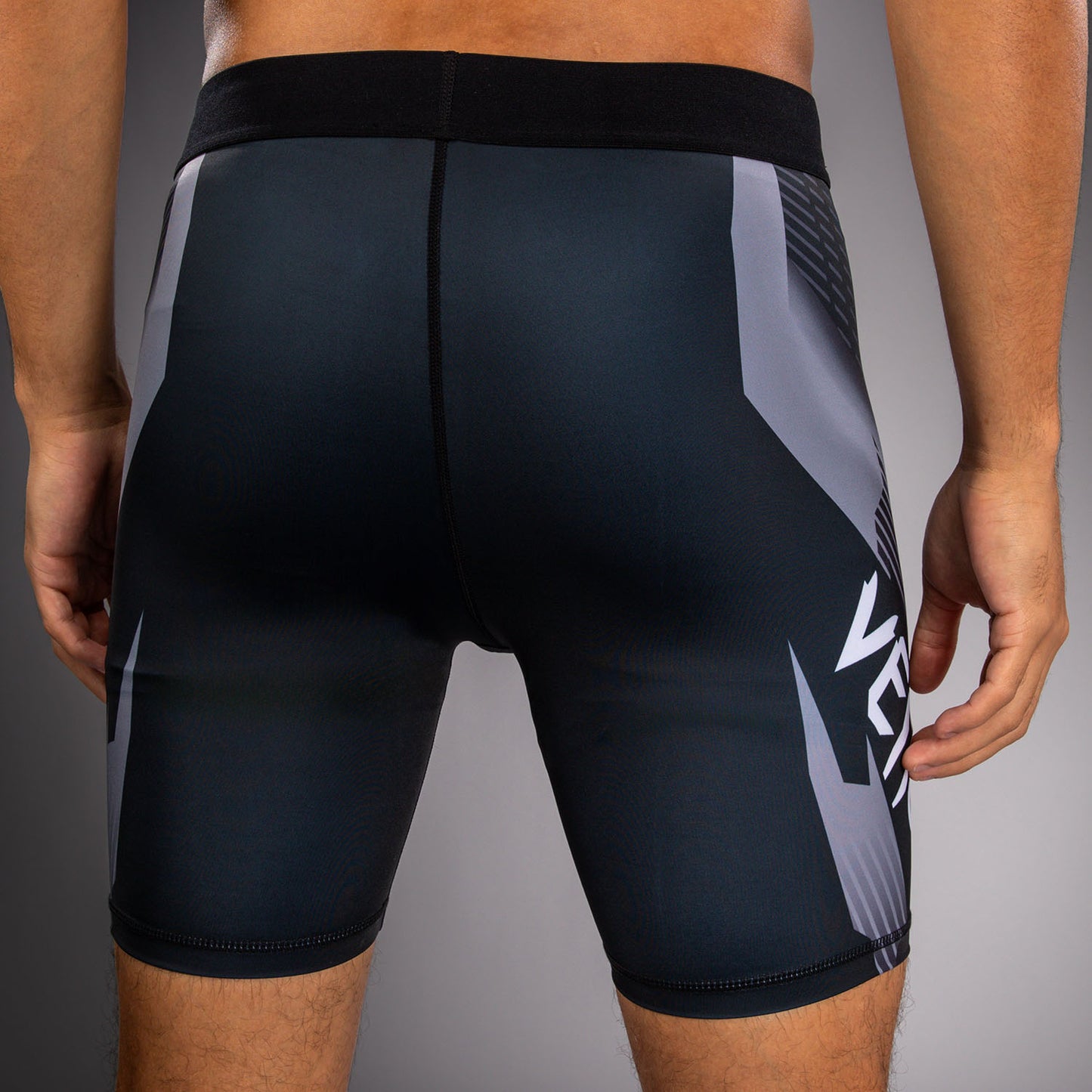 Venum No-Gi 6.0 Vale Tudo Shorts - Black/White