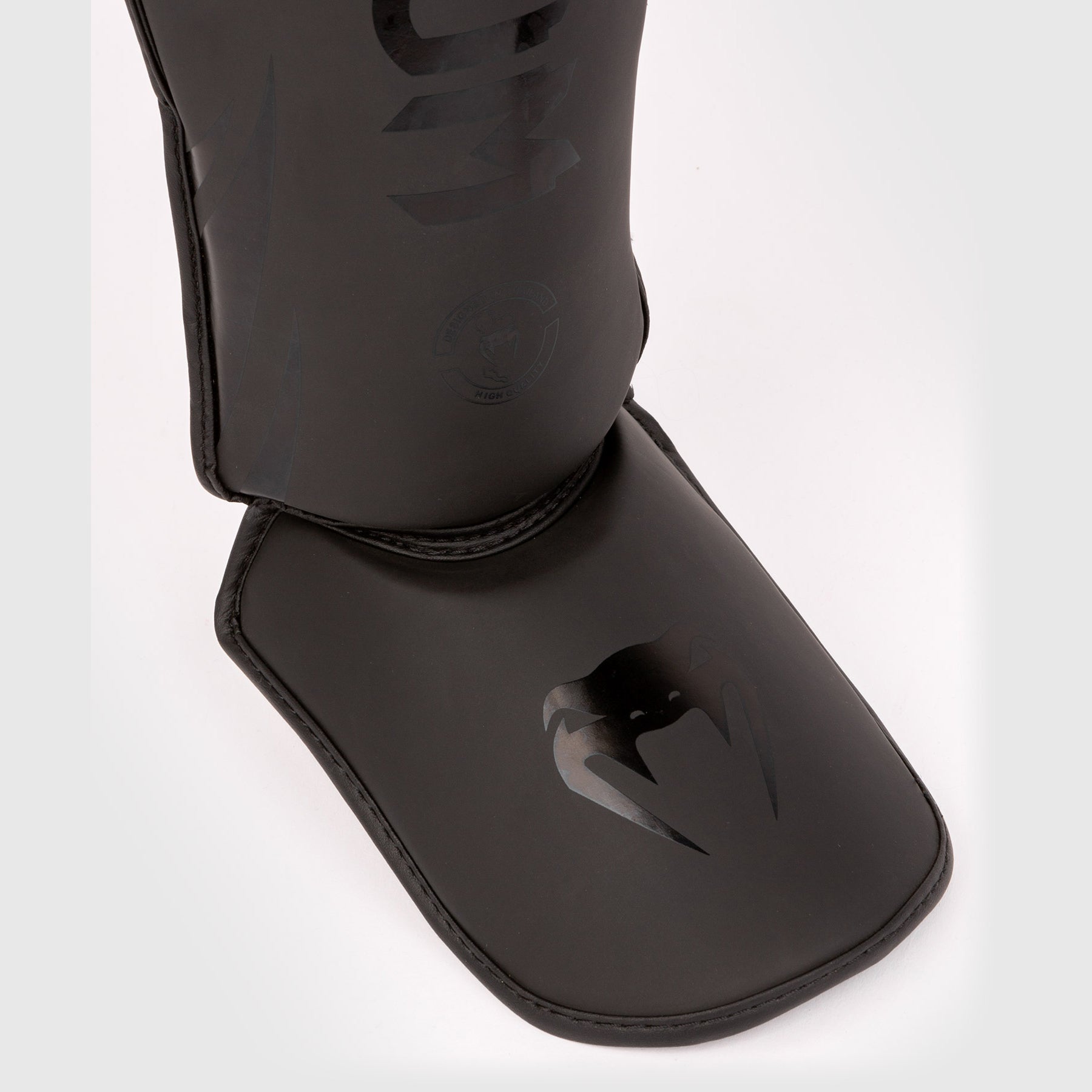 Venum シンガード Mサイズ グレー/ピンク VENUM／ヴェナム シンガード（レガース） ELITE SHIN GUARDS