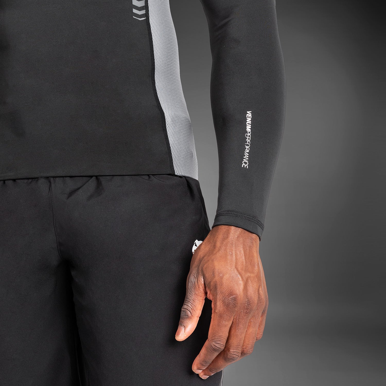 Venum Tempest Men's Long Sleeve Rashguard - Black/Grey