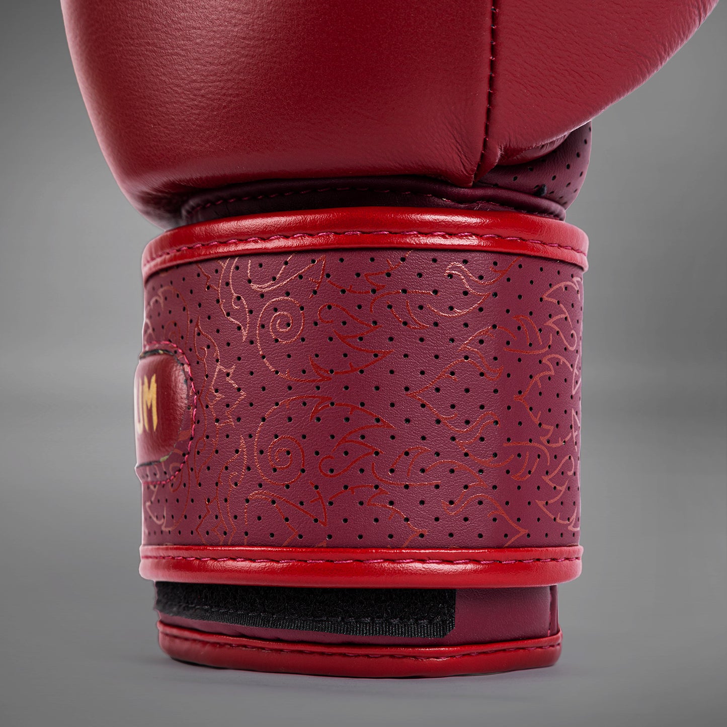 Venum Power 2.0 Boxing Gloves - Wine Liees
