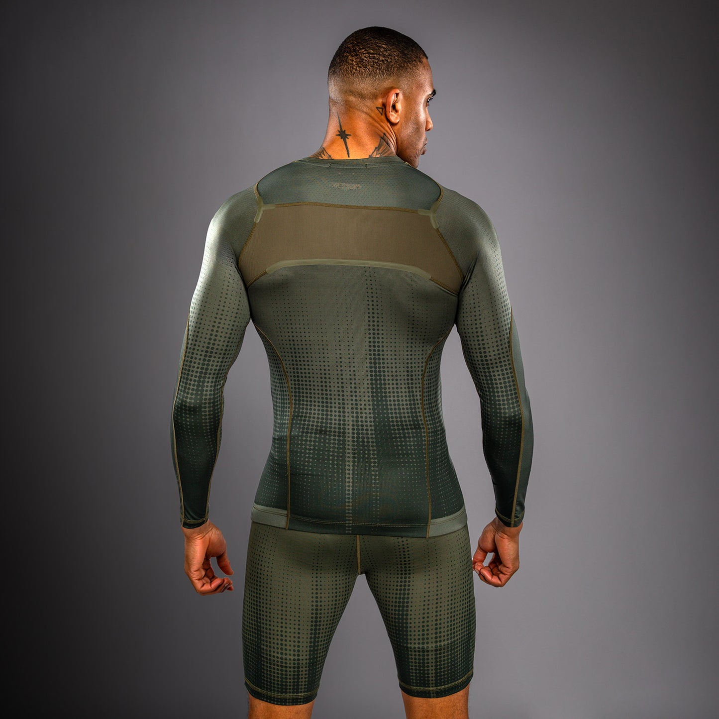 Venum Stealth Long Sleeve Rashguard - Khaki/Dark Green