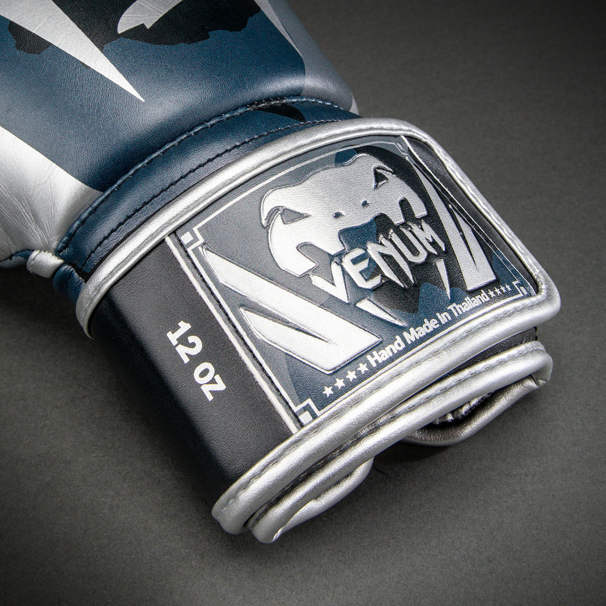 Venum Elite Camo Boxing Gloves - Dark Navy/Blue
