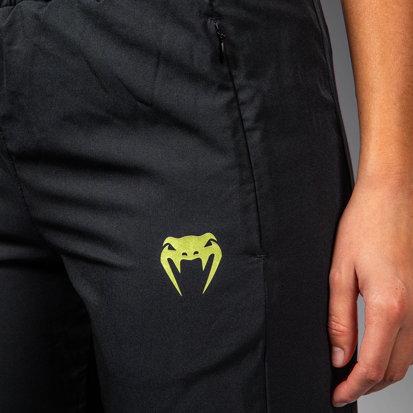 UFC Fusion by Venum Fight Week Women’s Straight Leg Pant - Champion