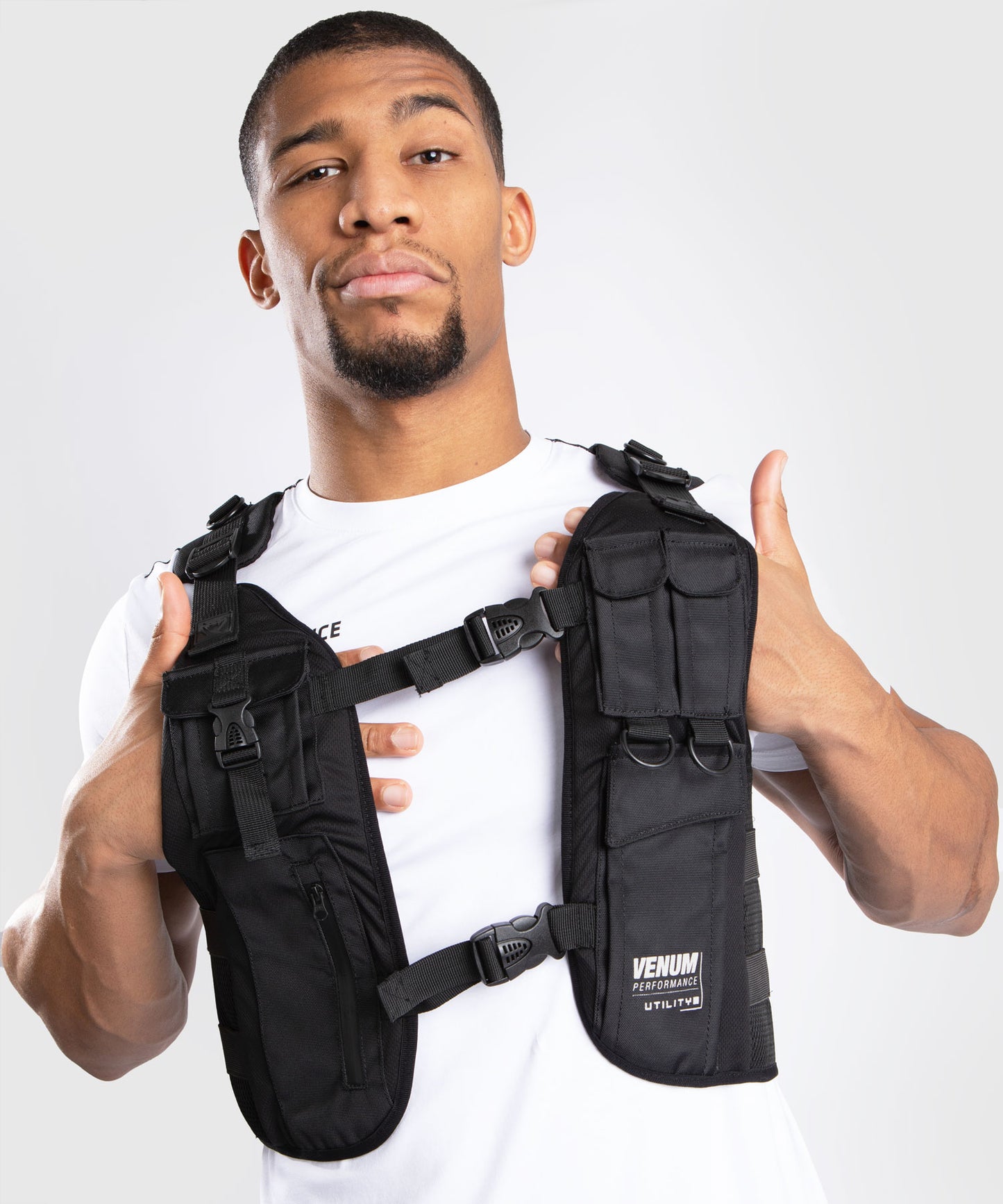 Venum Challenger Utility Vest – Black