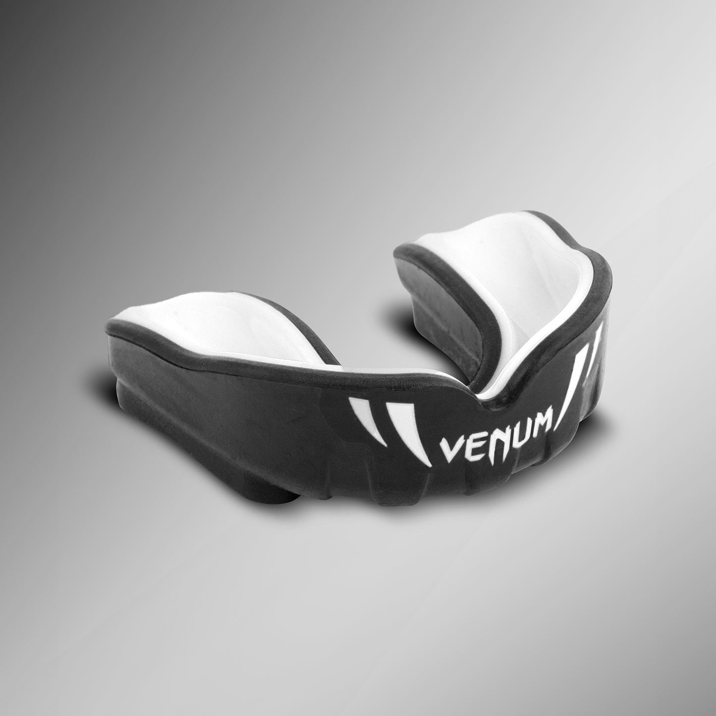 Venum Challenger Kids Mouthguard - Black/White