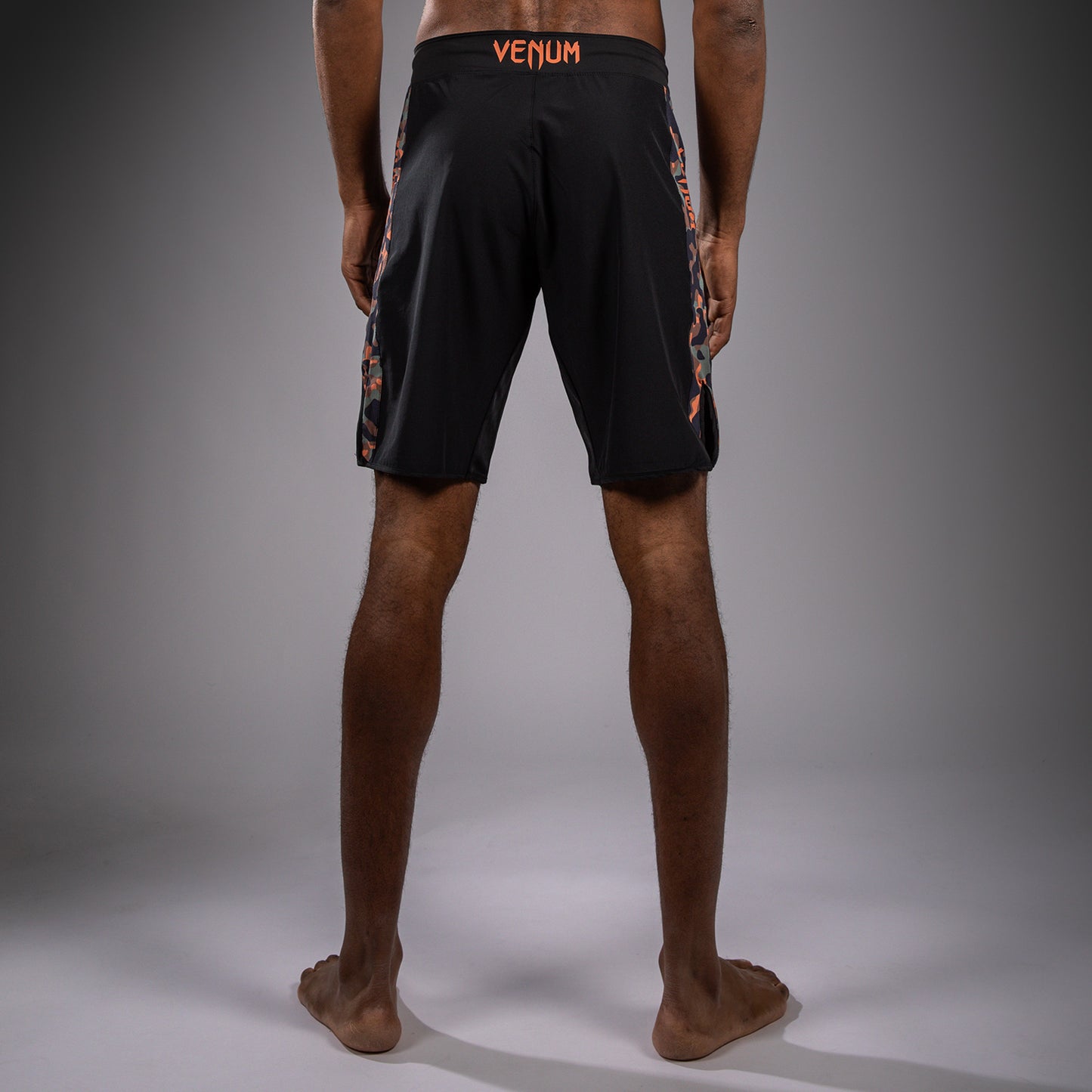 Venum Jungle Ops FightShorts - Black/Khaki Camo