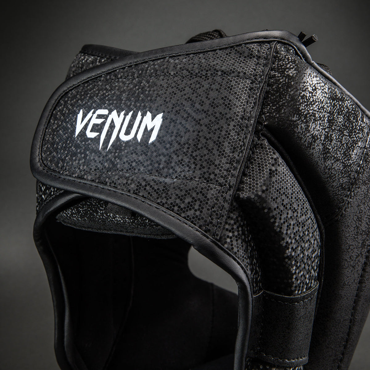 Venum Stone 2.0 Headgear - Black
