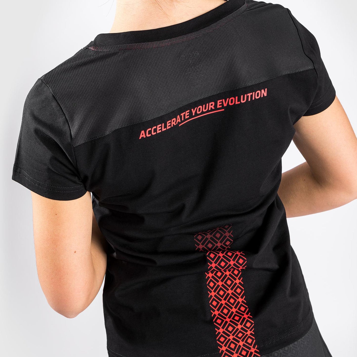 UFC Venum Performance Institute T-Shirt - For Women - Black