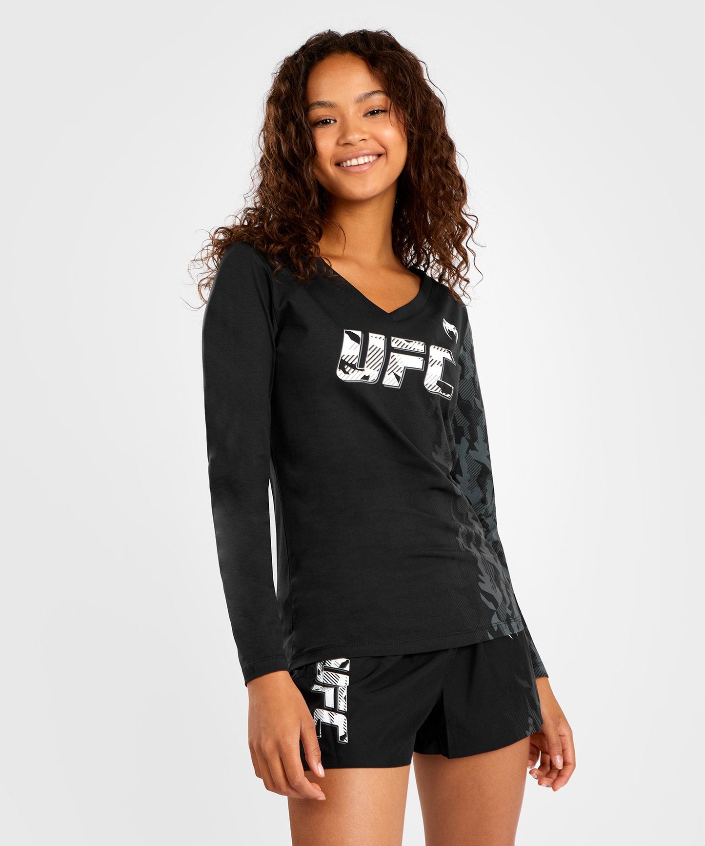 UFC Venum Authentic Fight Week Women's Long Sleeve T-shirt - Black