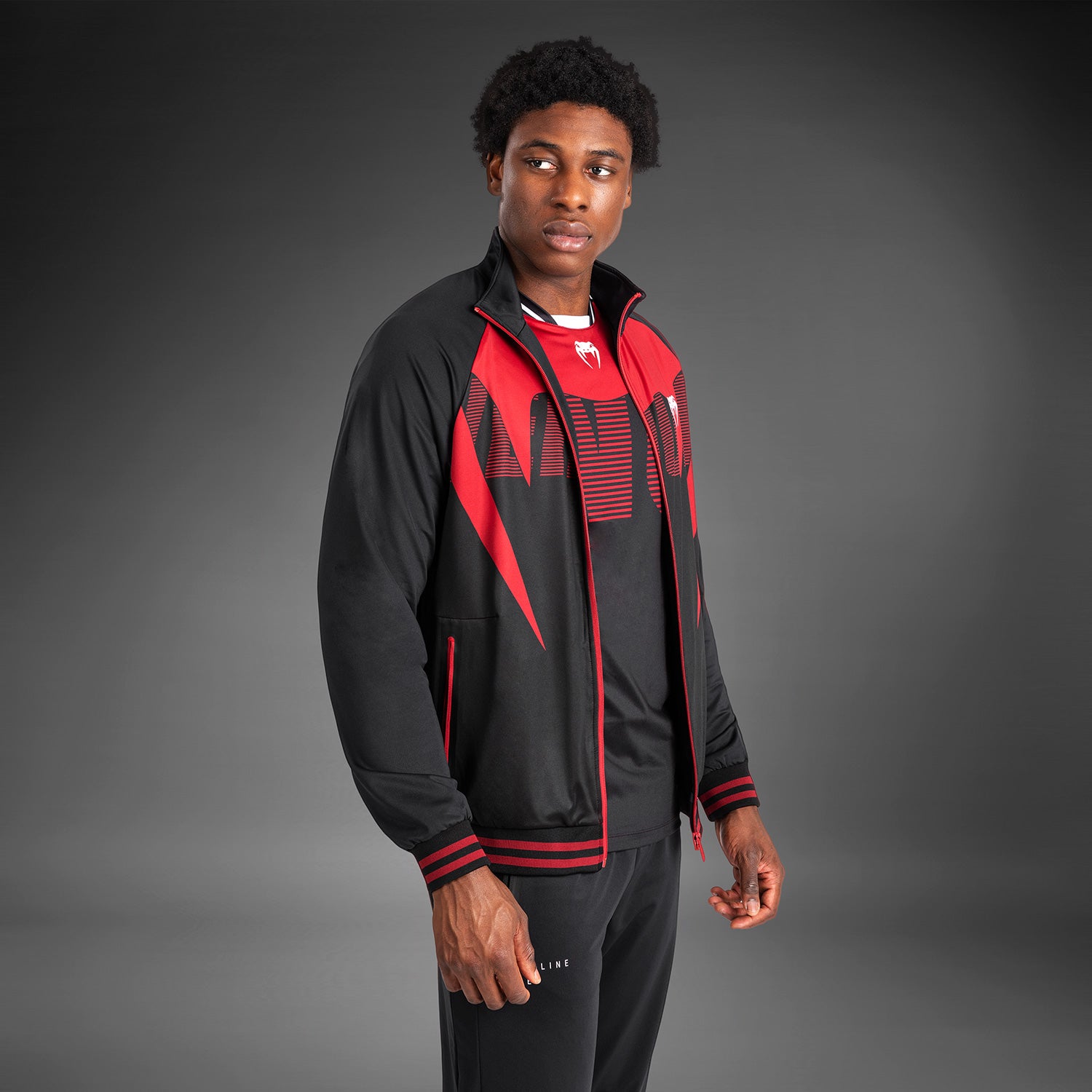 ジャケット・アウター BELPER STADIUM SKAJAN(RED/BLACK) BELPER STADIUM SKAJAN(RED/BLACK)