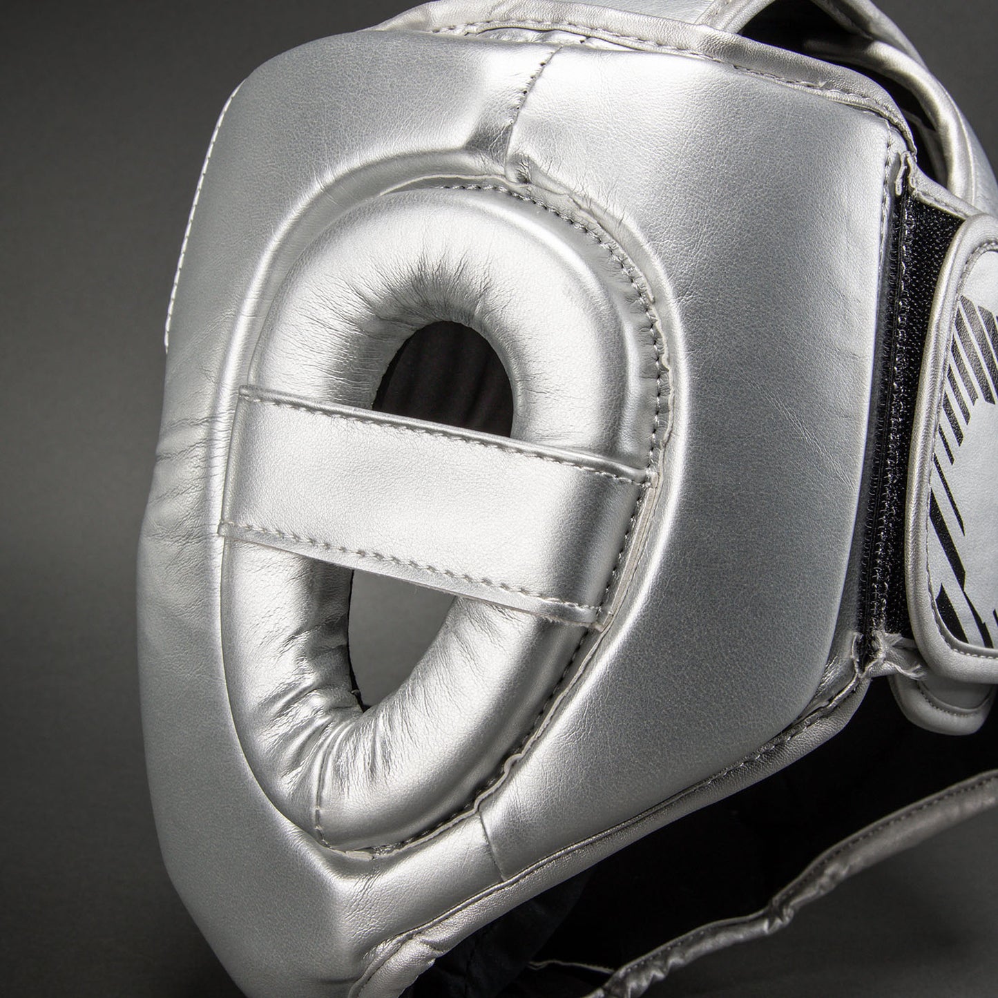 Ringhorns Charger by Venum Headgear- Silver/Black