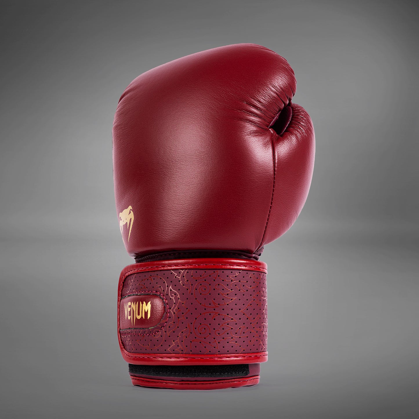 Venum Power 2.0 Boxing Gloves - Wine Liees