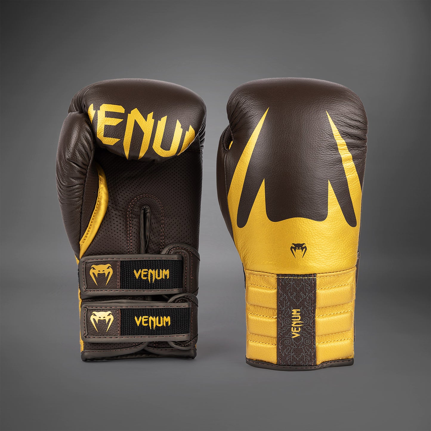 Venum Reverso Boxing Gloves - Chocolate / Gold