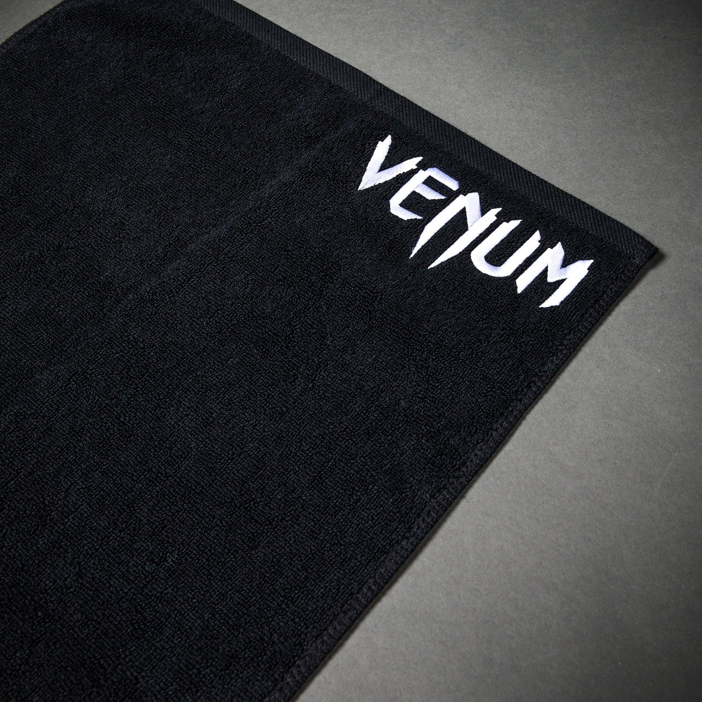 Venum MX Basics Towel - Black/White
